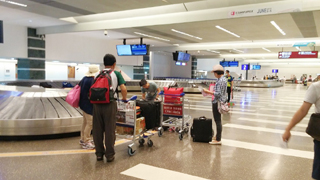 機内預け荷物-台湾桃園国際空港。